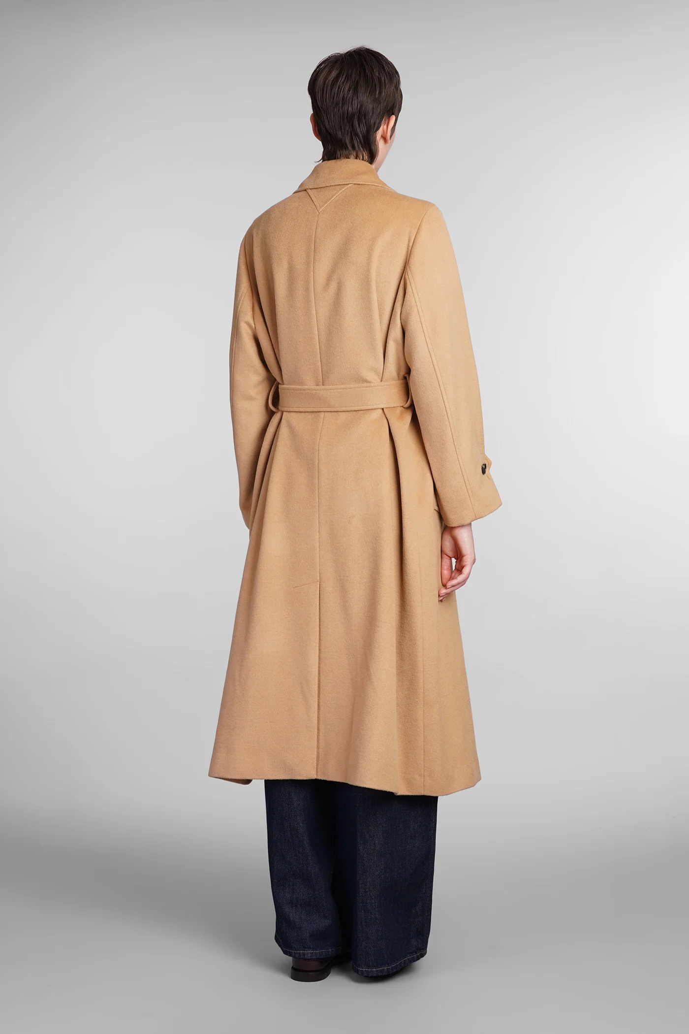 Coat in Camel wool - Image 3