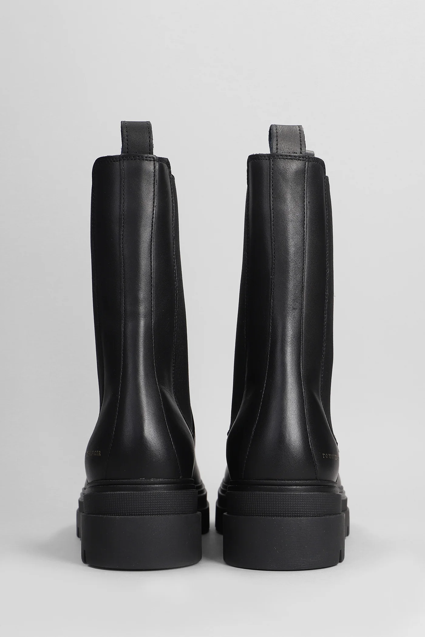 Combat boots in black leather - Image 4