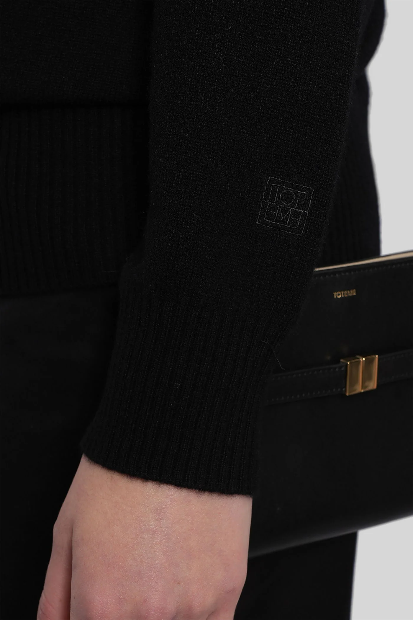 Knitwear in black suede - Image 5