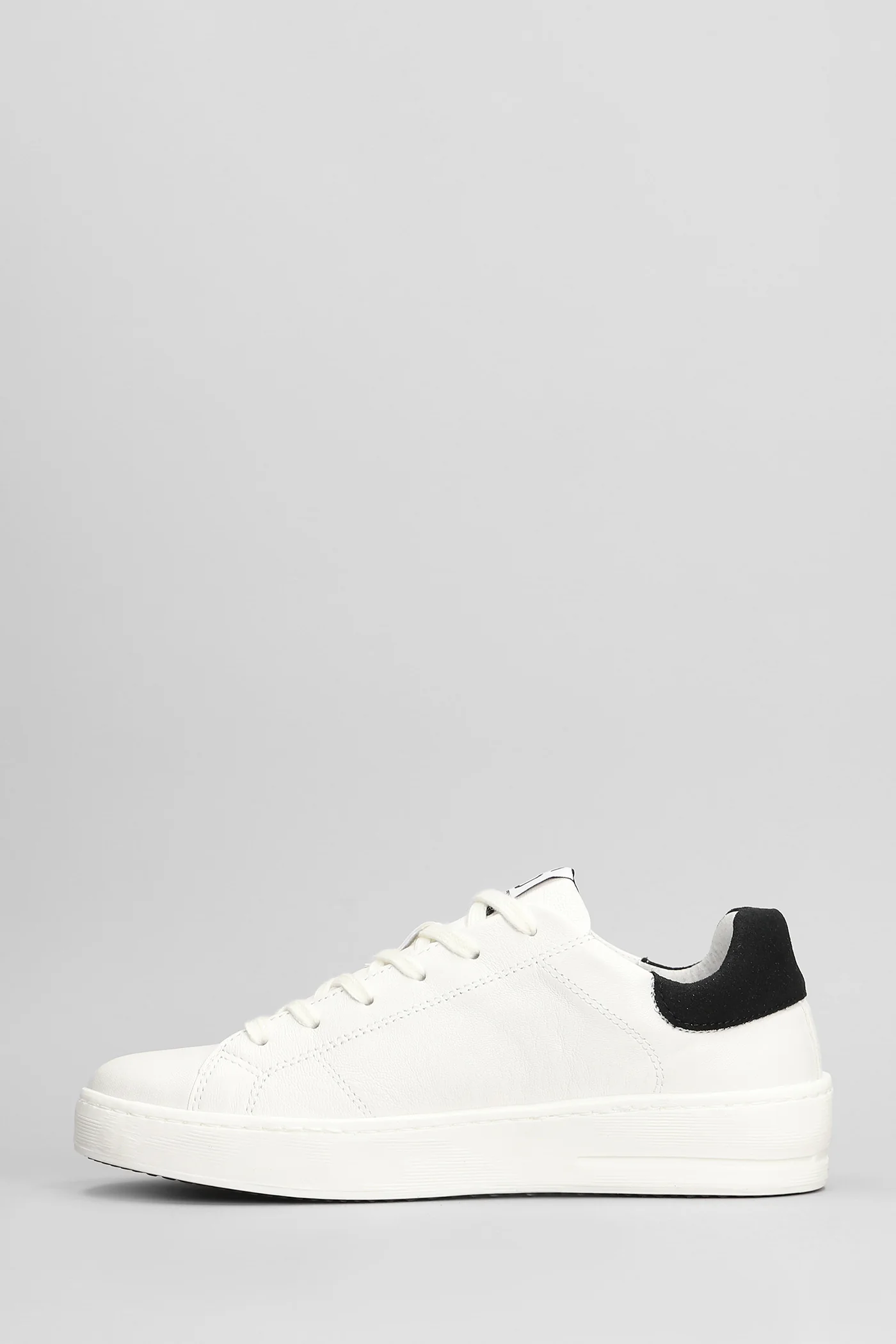 Sneakers in white suede and leather - Image 3