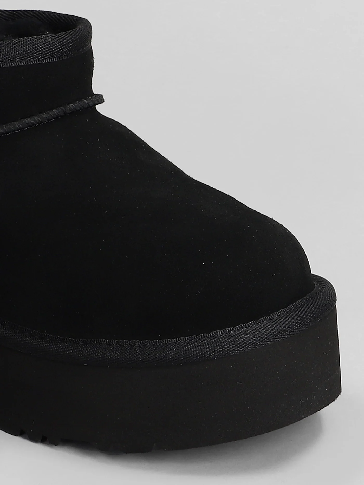 Classic Ultra Mini P low heels Ankle boots in black suede - Image 5