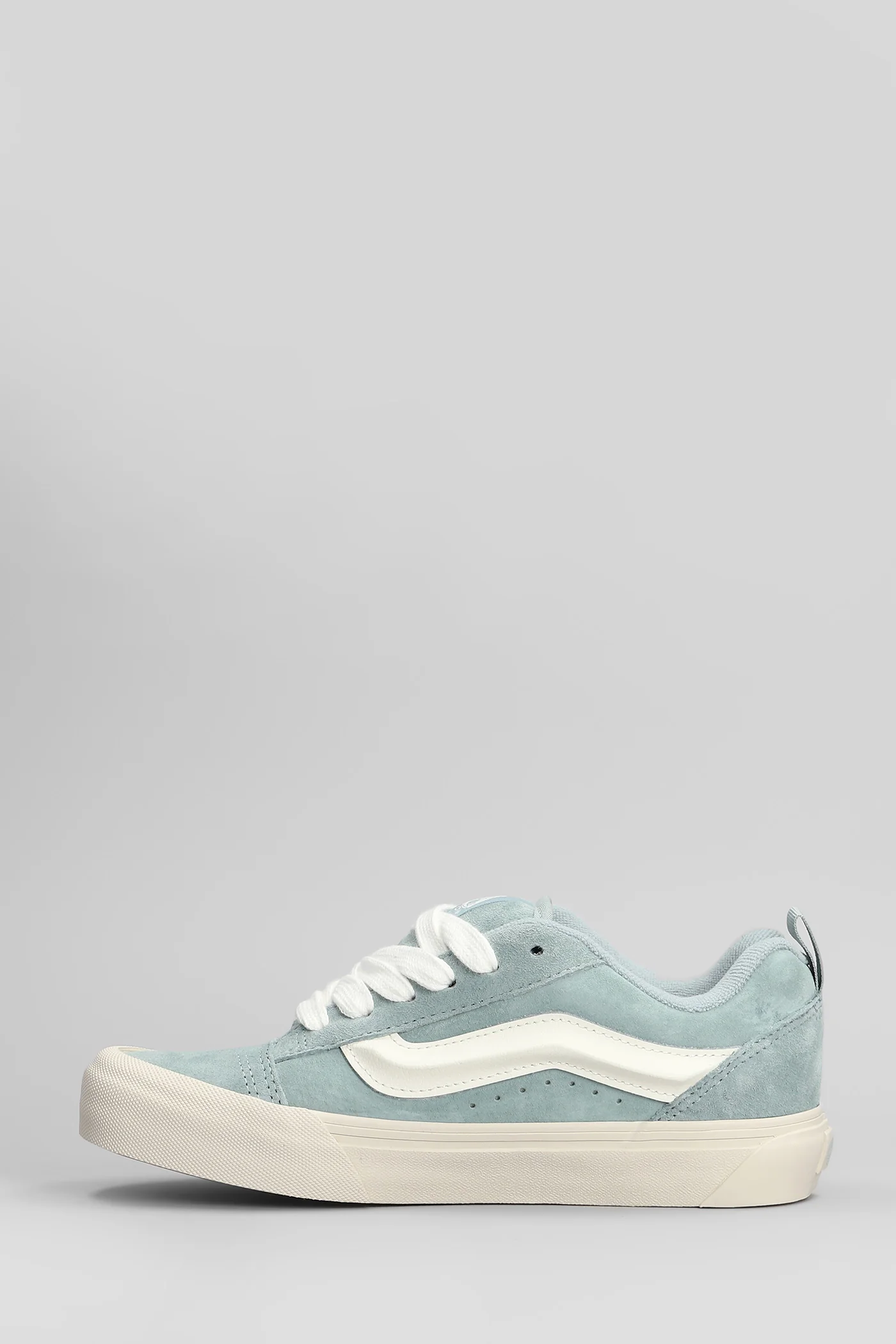 Knu Skool Sneakers in grey suede - Image 3