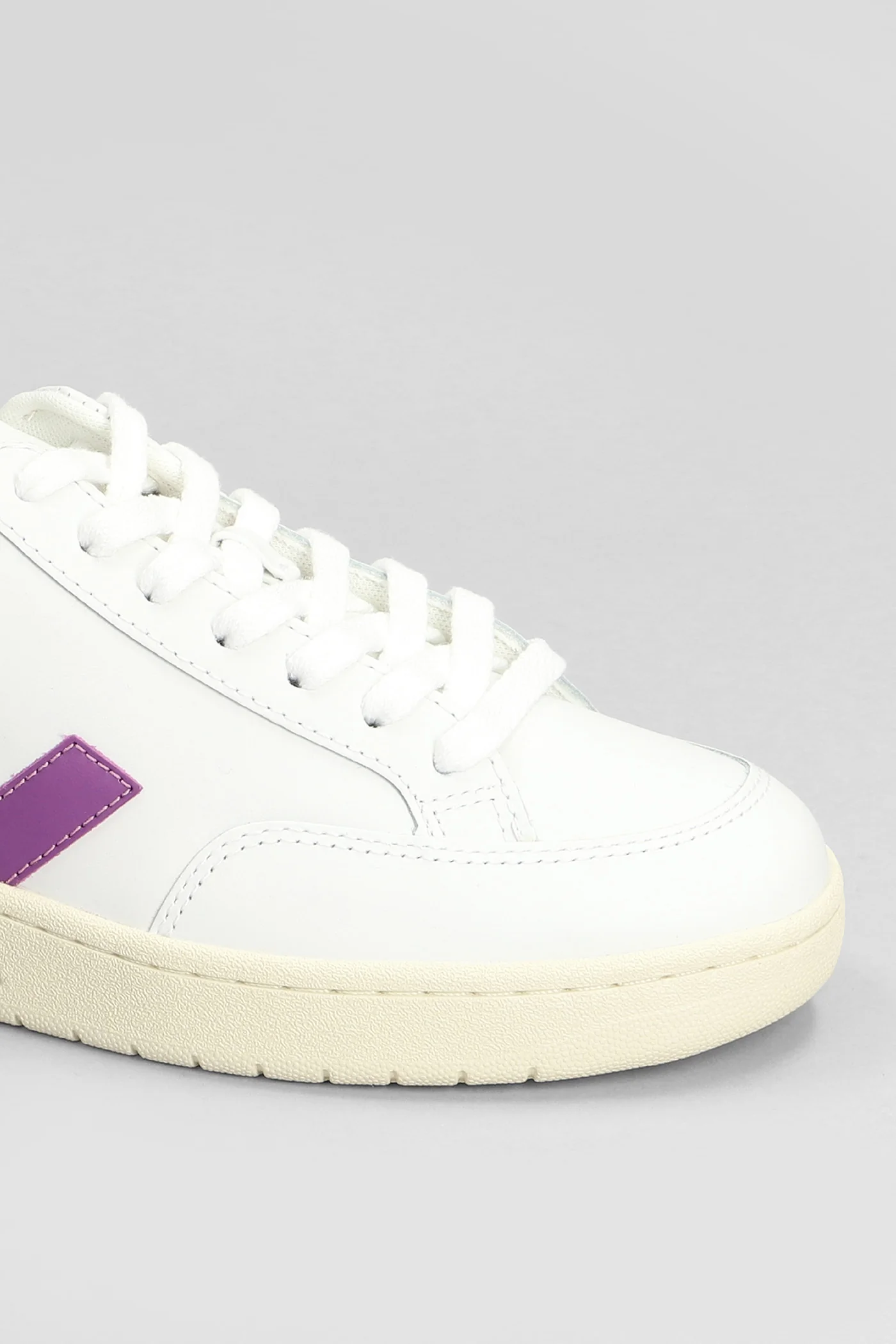 V-12 Sneakers in white leather - Image 5