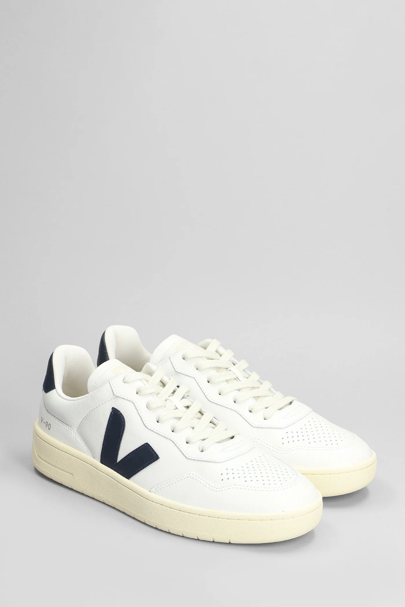 V-90 Sneakers in white leather - Image 2