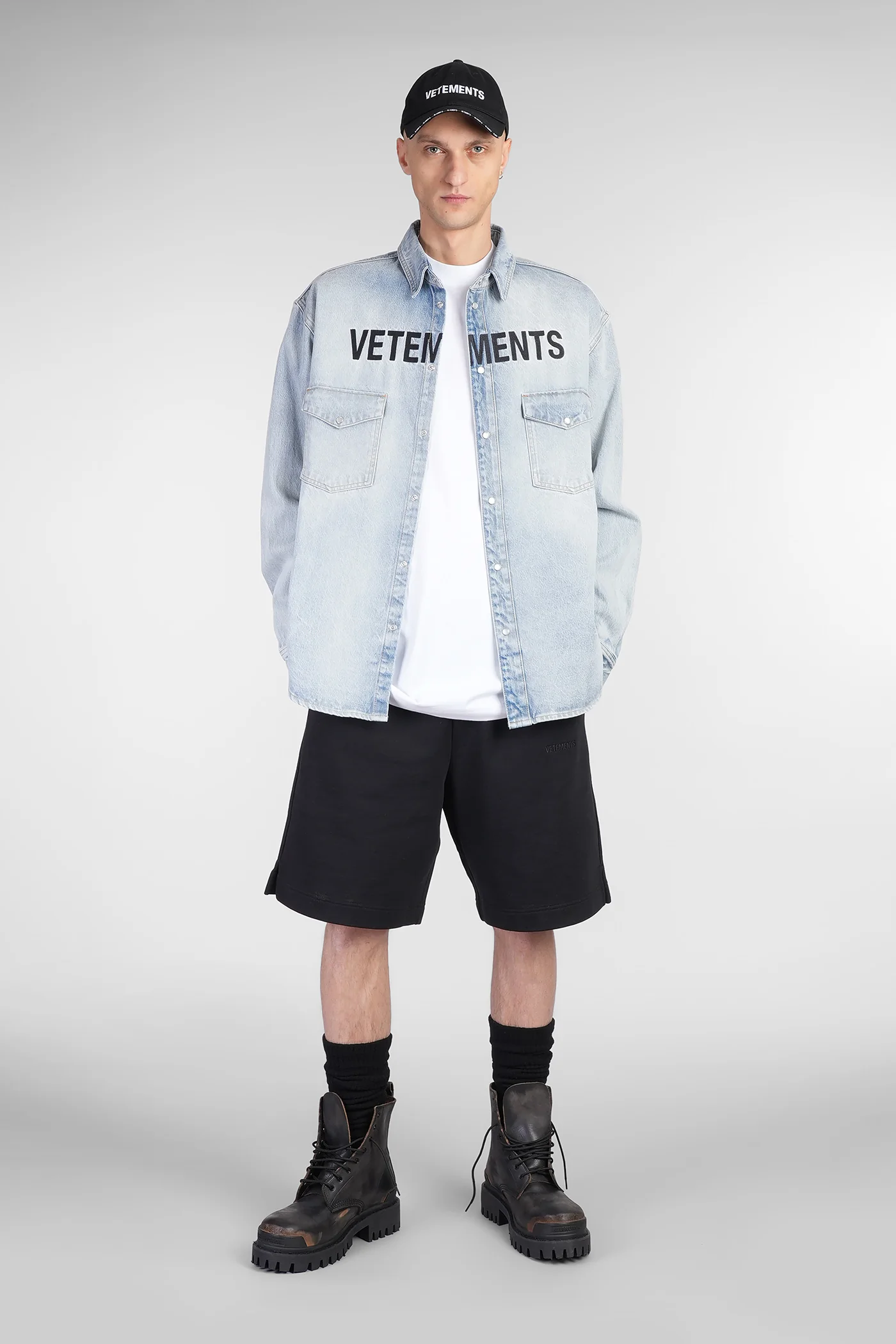 Denim Jackets in blue denim - Image 2