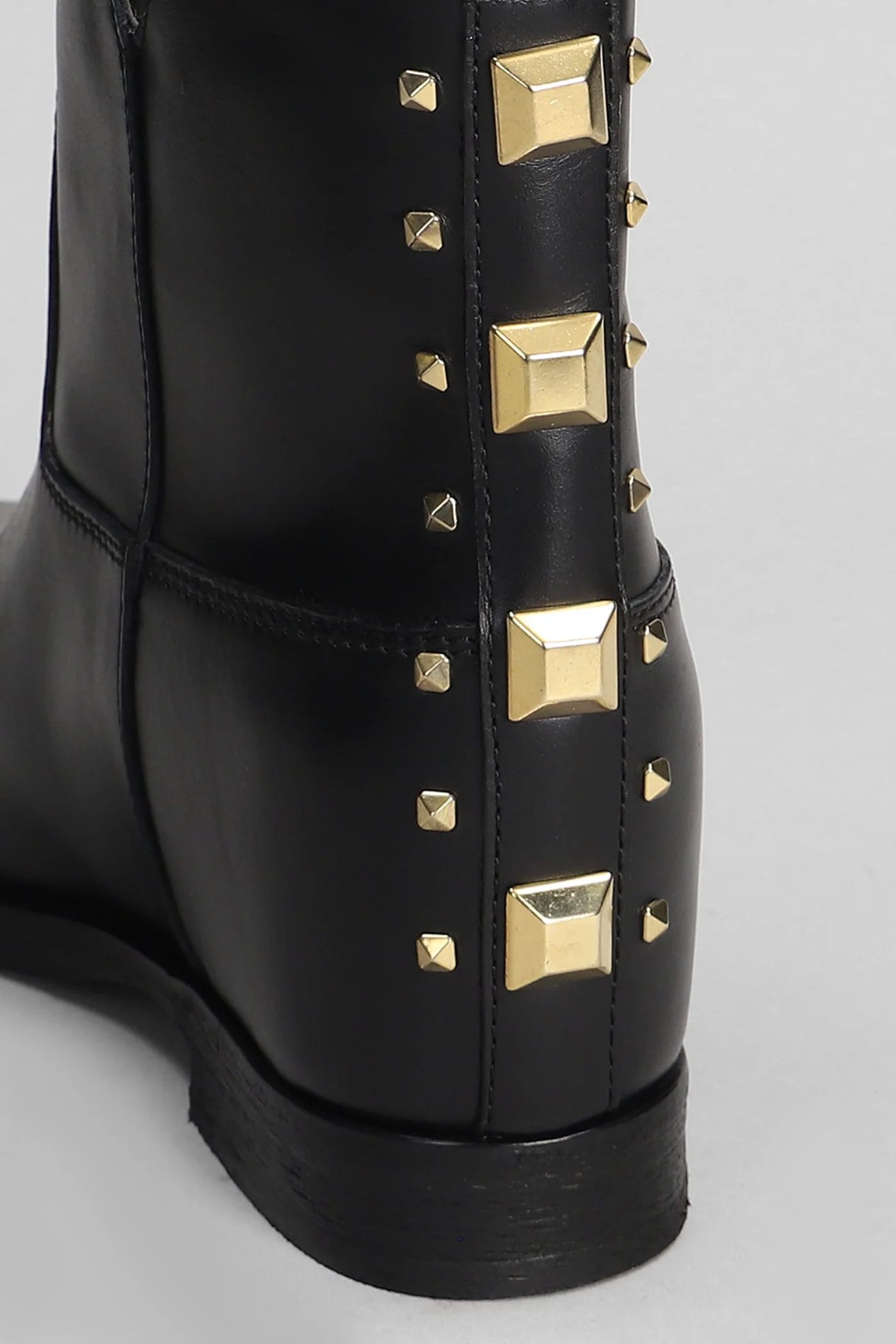 Ankle boots inside wedge in black leather - Image 5