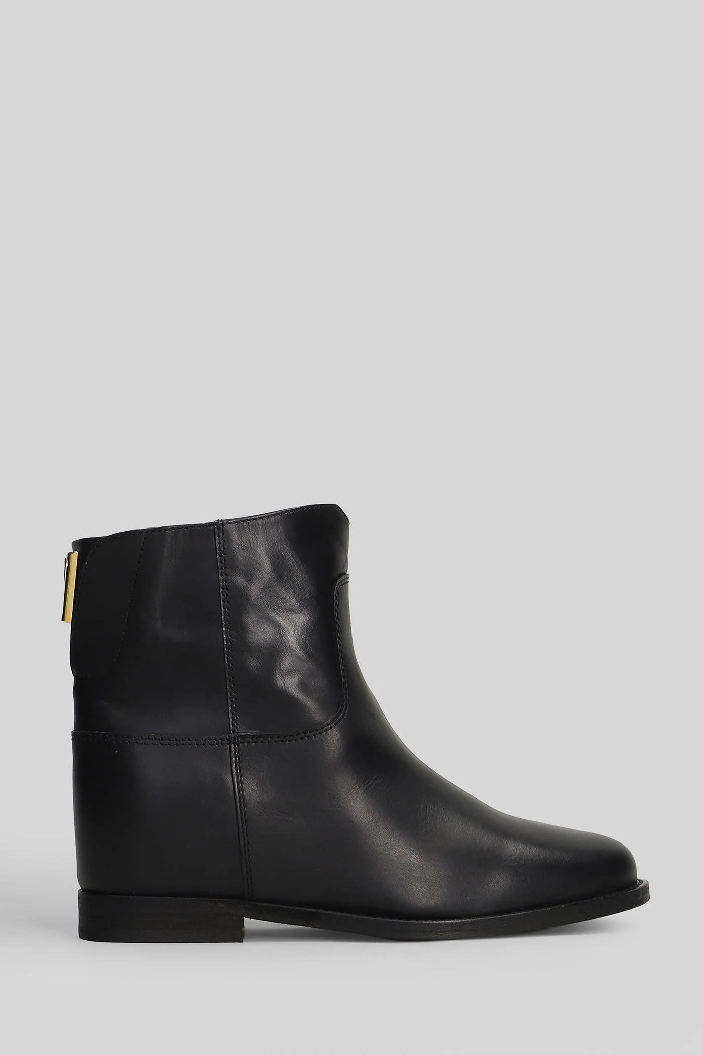 Ankle boots inside wedge in black leather