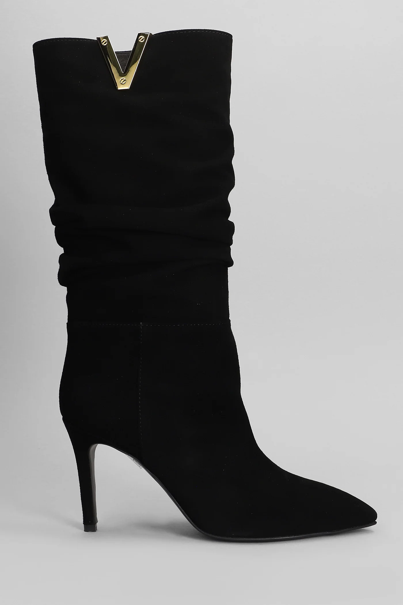 High heels boots in black suede