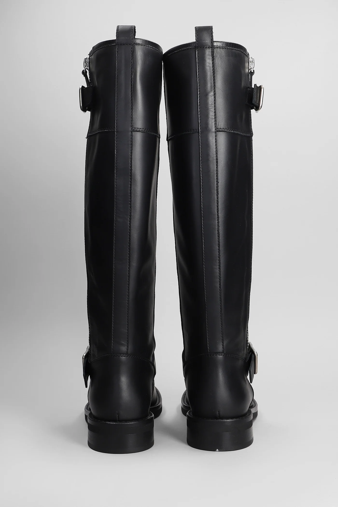 low heels boots in black leather - Image 4