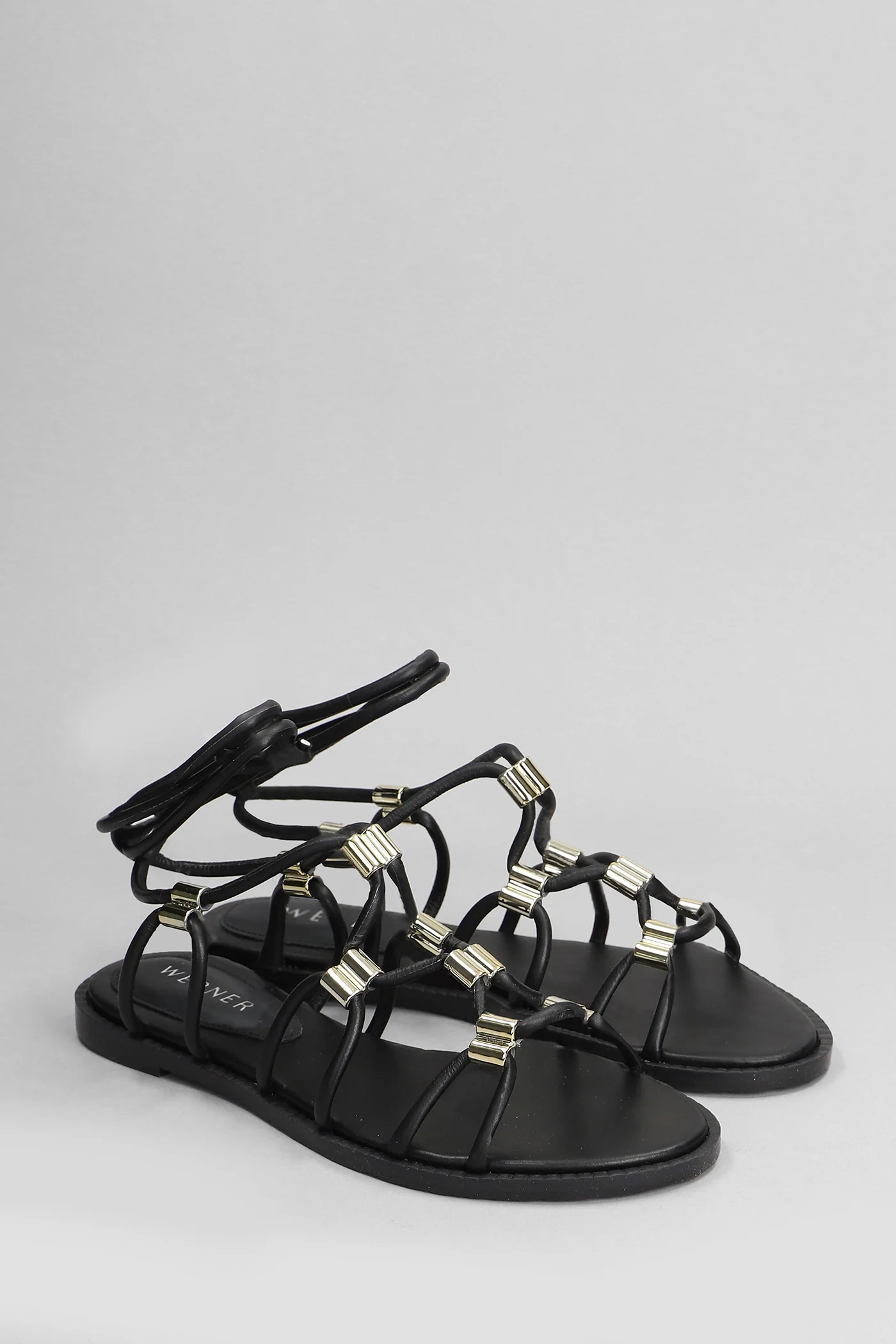 Flats in black leather - Image 2