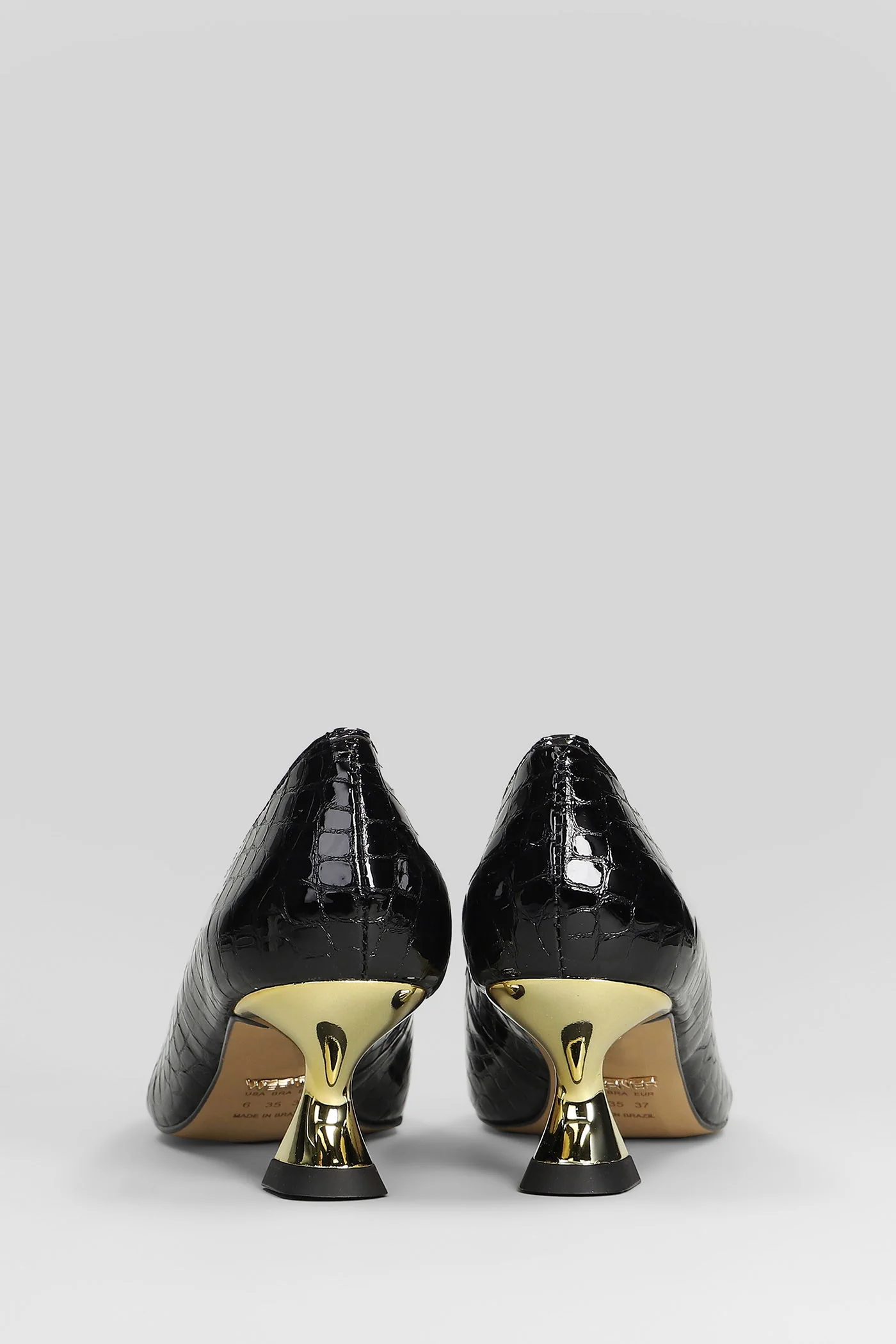 Pumps in black leather - Image 4