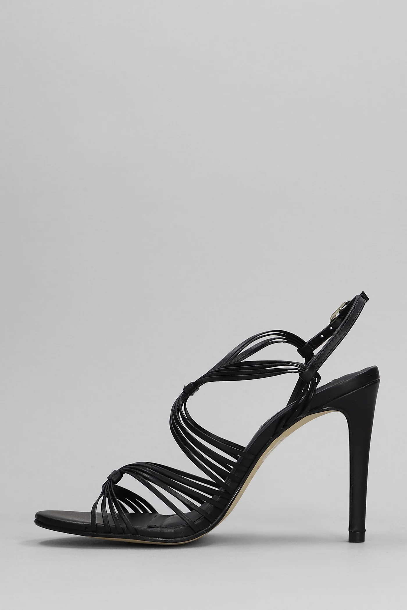 Sandals in black leather - Image 3
