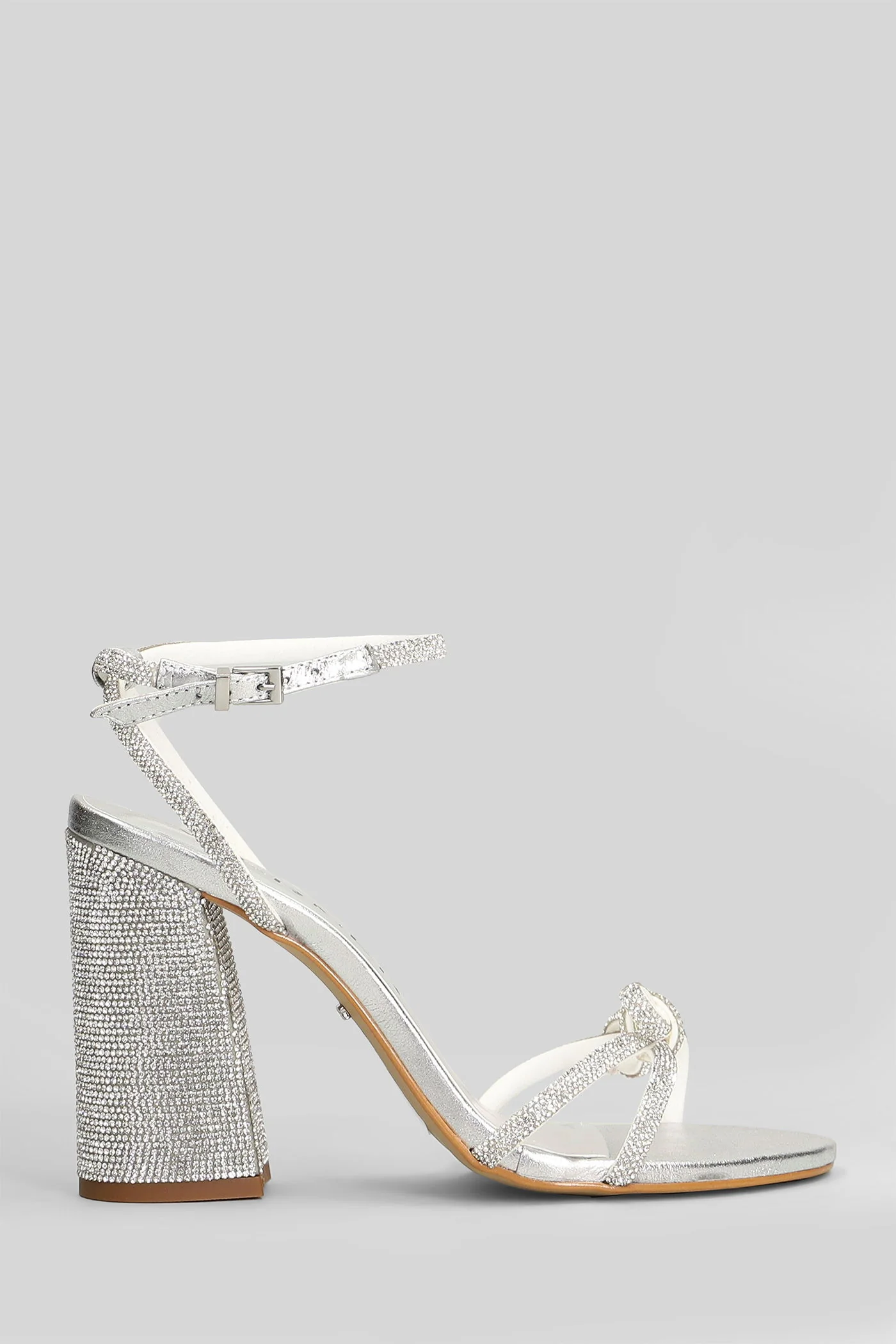 Sandals in silver leather