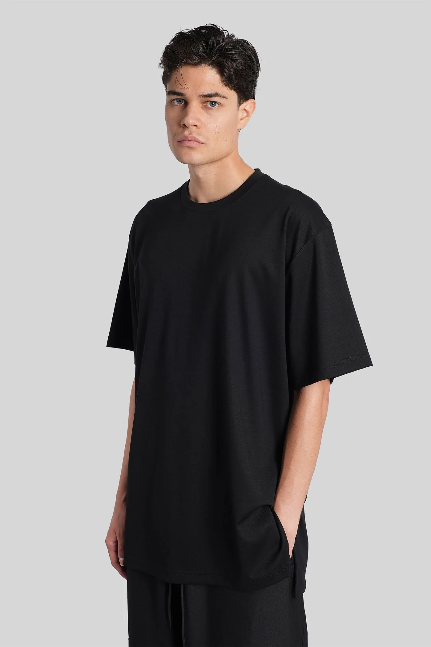 T-Shirt in black wool and polyester - Image 4