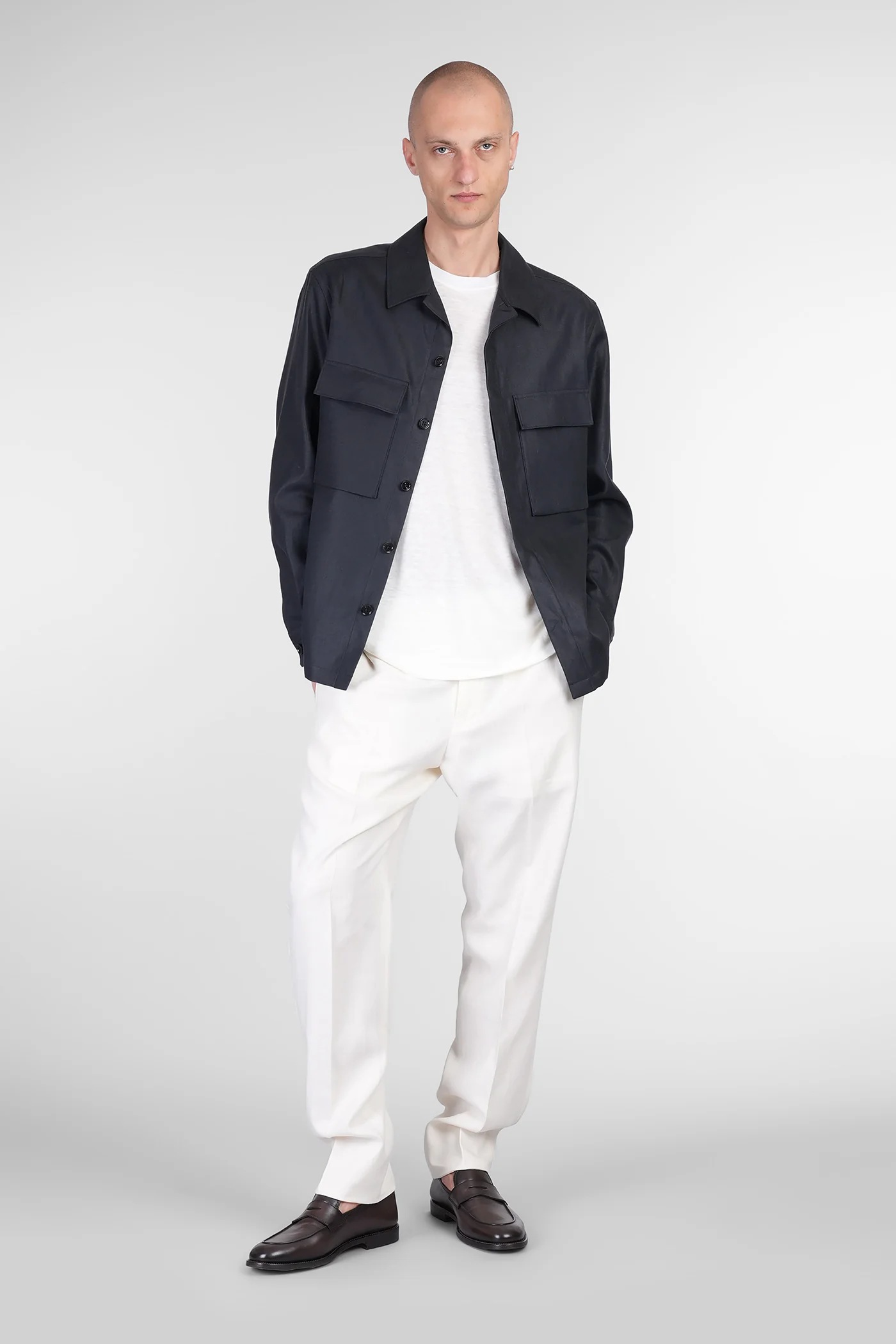 Shirt in black linen - Image 2