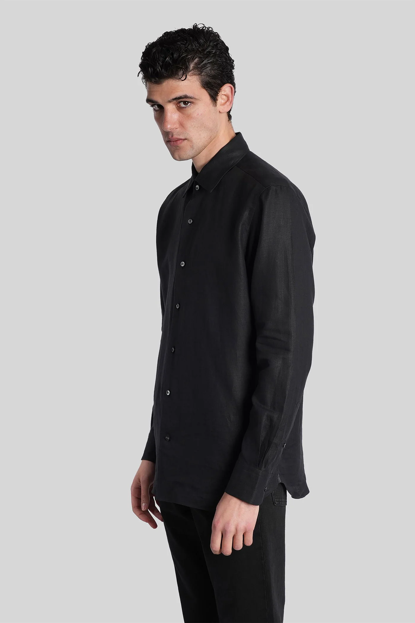 Shirt in black linen - Image 4