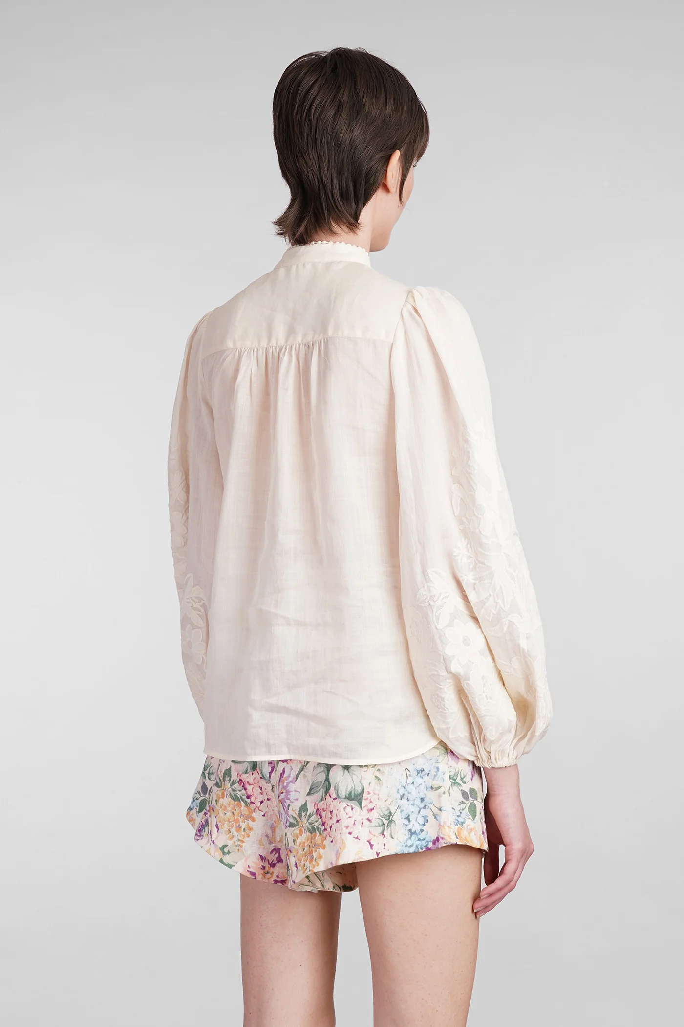 Blouse in beige linen - Image 3