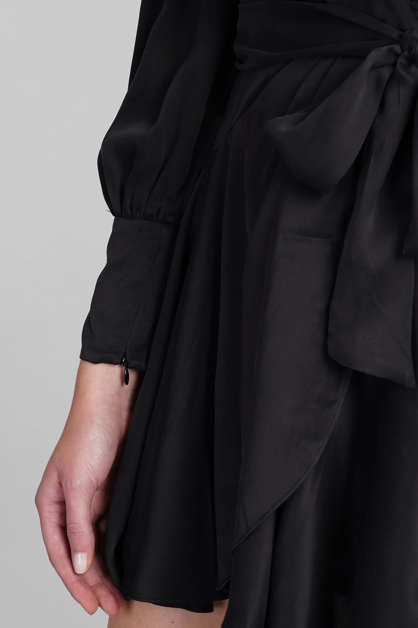 Mini dress in black silk - Image 5
