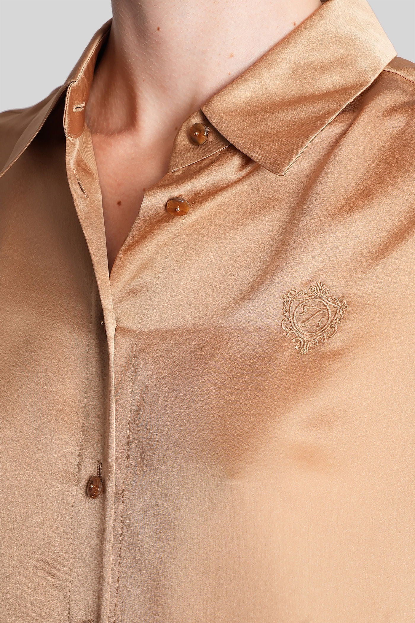Shirt in Camel silk - Image 5